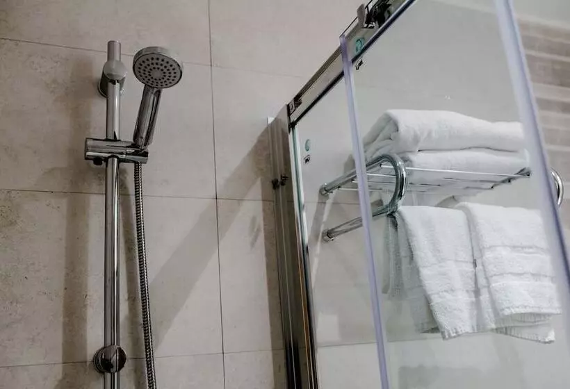 Chambre Standard, Alvi