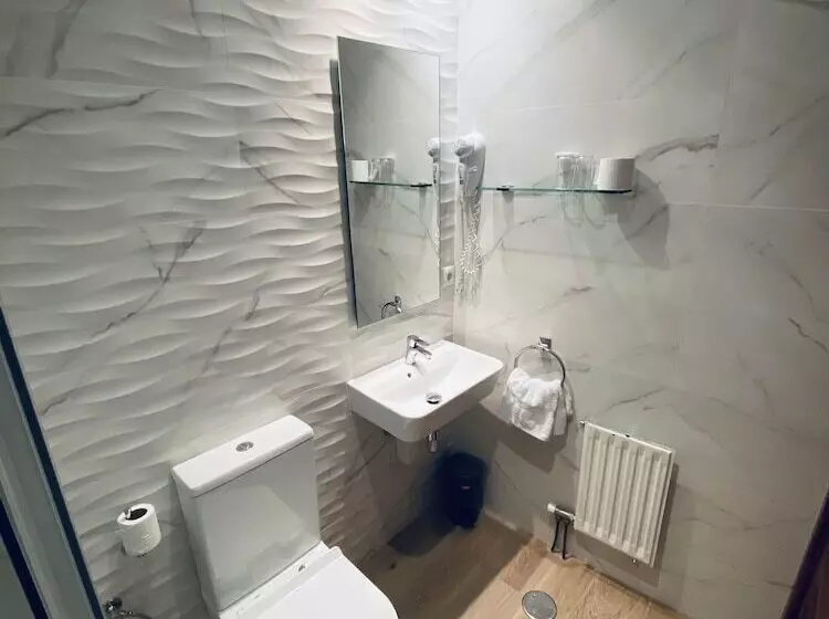 Chambre Standard, Alvi