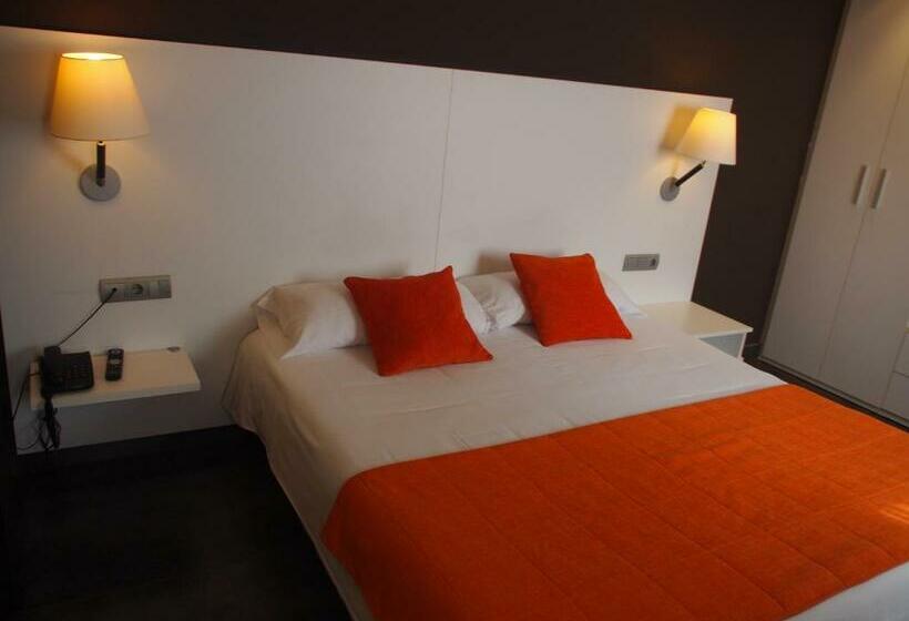 标准间, Can Batiste