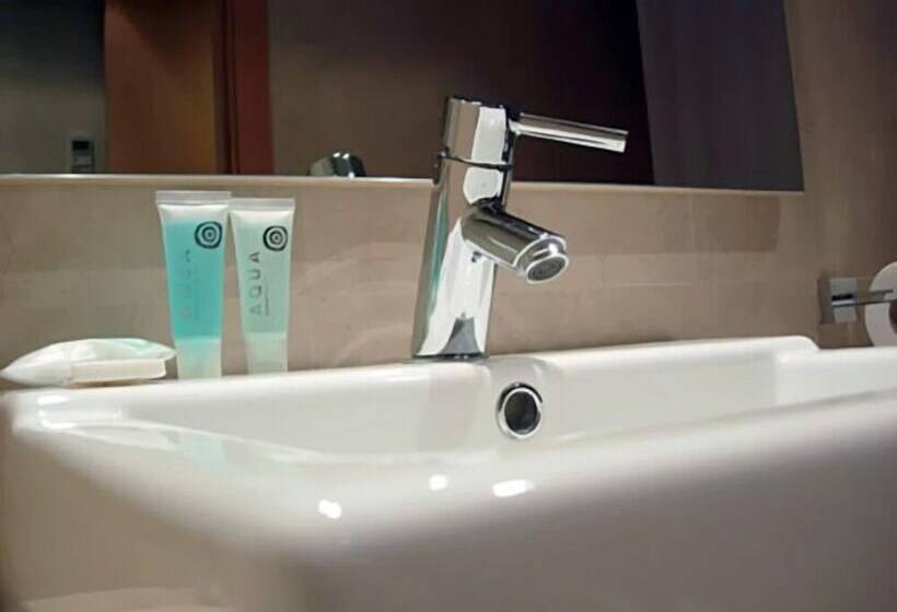 家庭间, Can Batiste