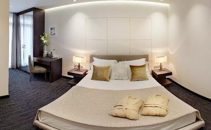 اتاق اکونومی, Cosmopolita Hotel Boutique & Spa