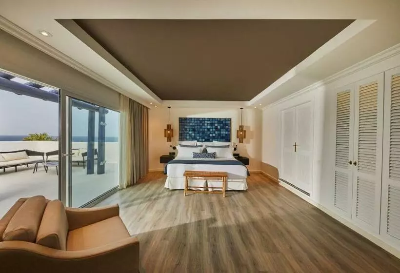 スイートクラブ シービュー, Dreams Jardin Tropical Resort & Spa