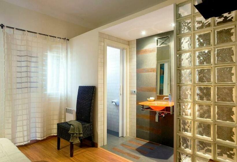 スタンダードルーム, El Molí