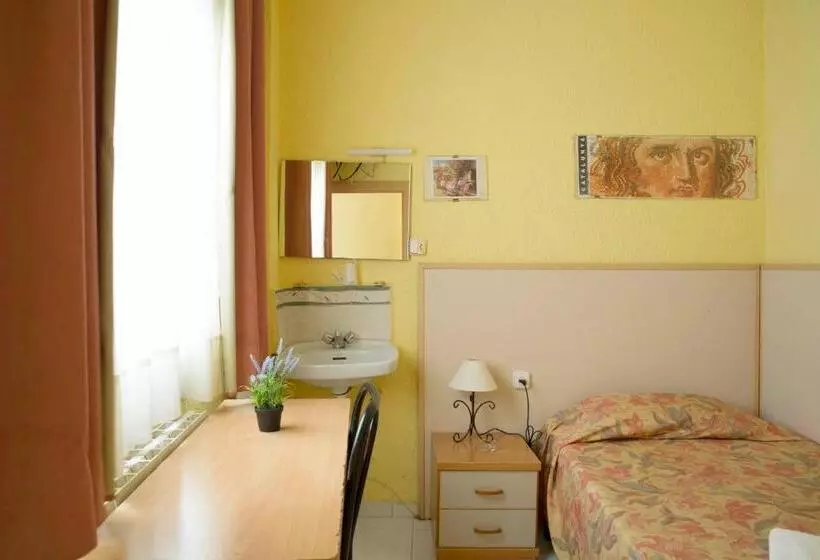 バスルーム共有のシングルスタンダード, Hostal Alhambra Tarragona