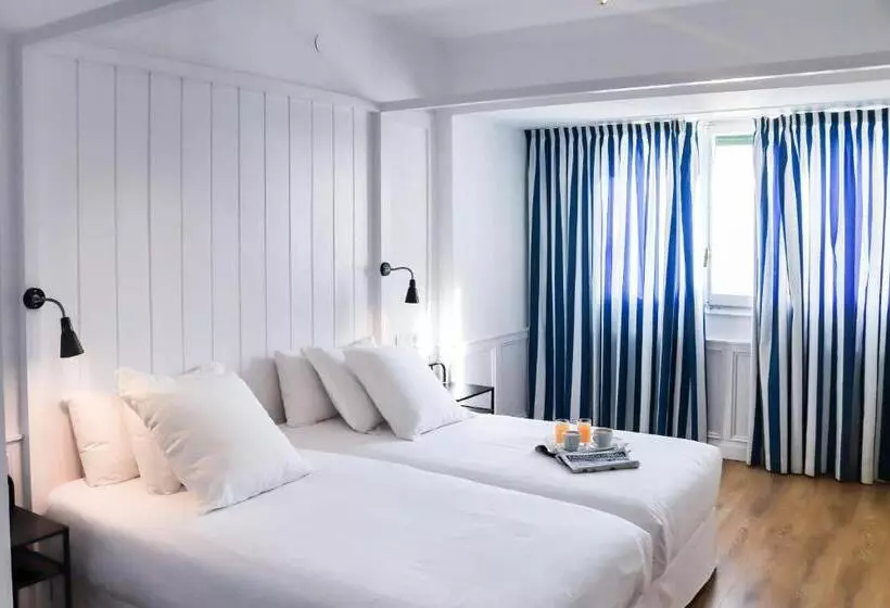 Habitació Estàndard, Marina