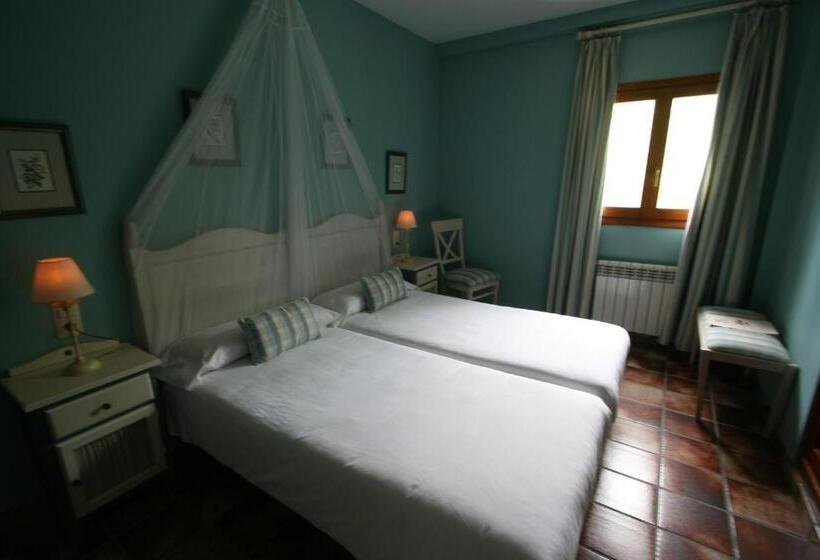 标准间, Complejo Molí De L Hereu