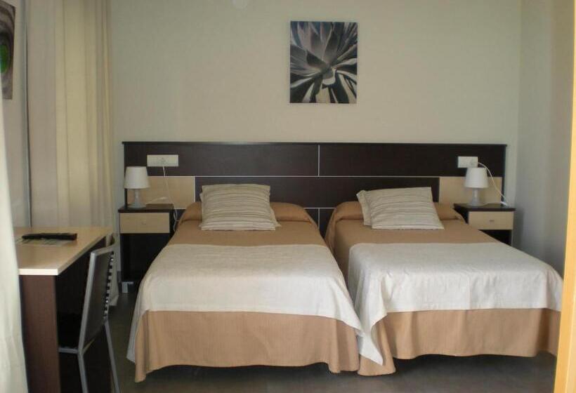 Номер Стандарт, Mr