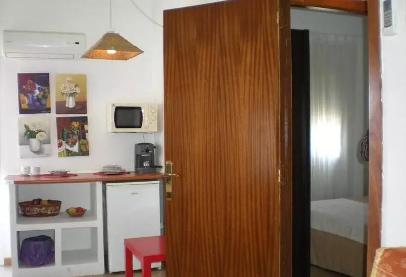 Chambre Triple Standard, Mr