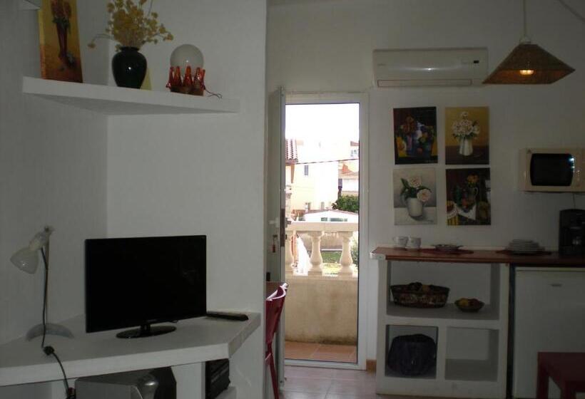 Номер Стандарт Трехместный, Mr