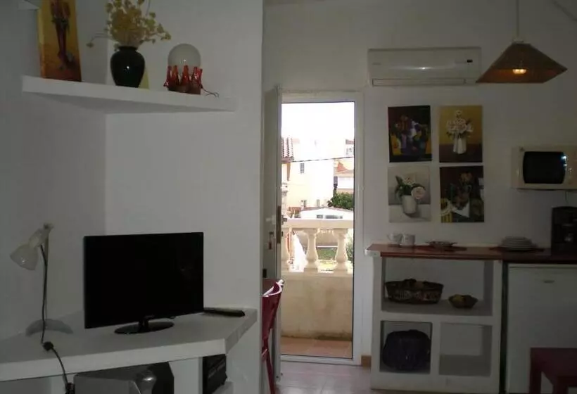 Chambre Triple Standard, Mr