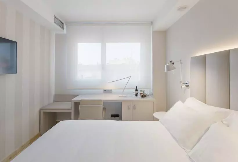 اتاق استاندارد, NH Ciudad De Zaragoza