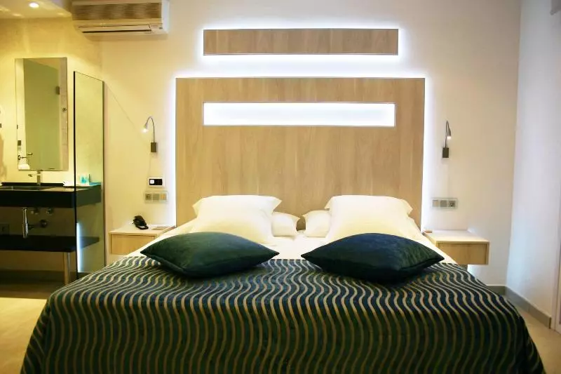 Habitació Estàndard Vista Mar, Vistabella