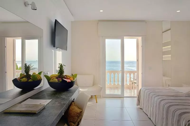 Habitació Estàndard Vista Mar, Vistabella