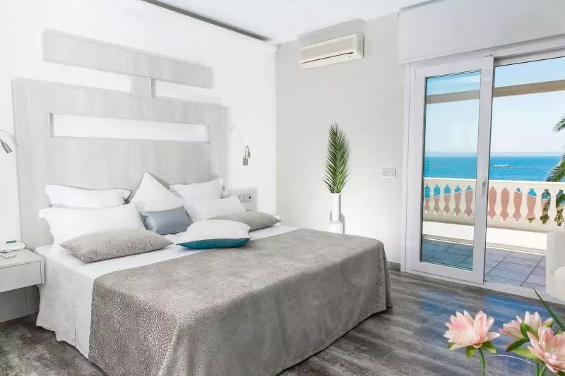 Habitació Estàndard Vista Mar, Vistabella