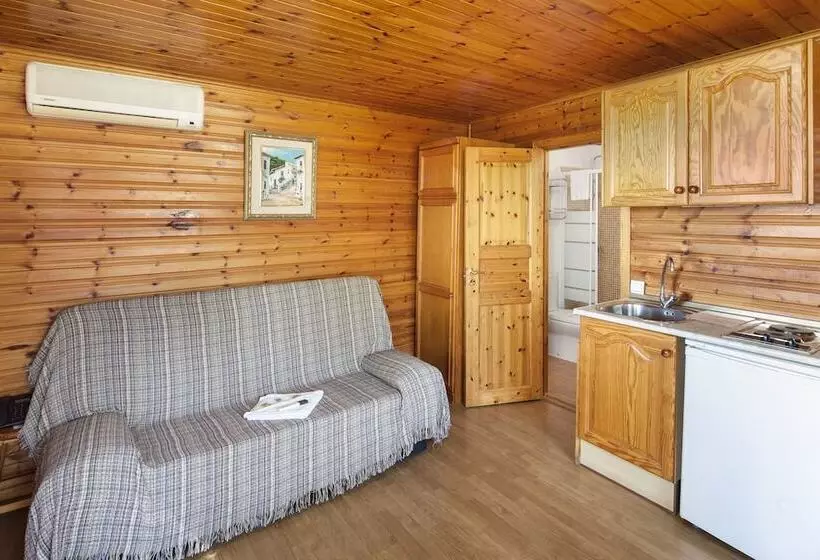 スタンダードバンガロー, Y Bungalows Balcon De Competa