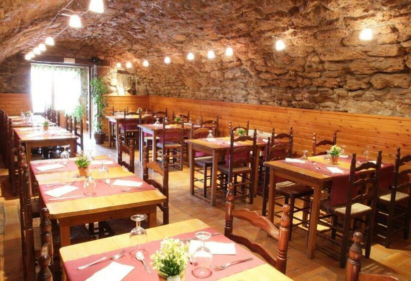 חדר סטנדרט לארבעה, Càmping Els Roures