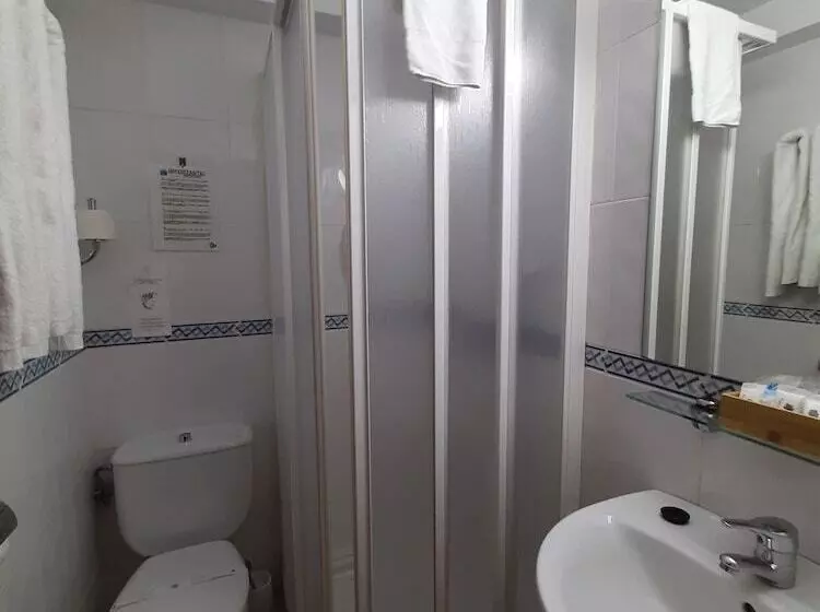 スタンダードトリプルルーム, Hostal Anosa Casa