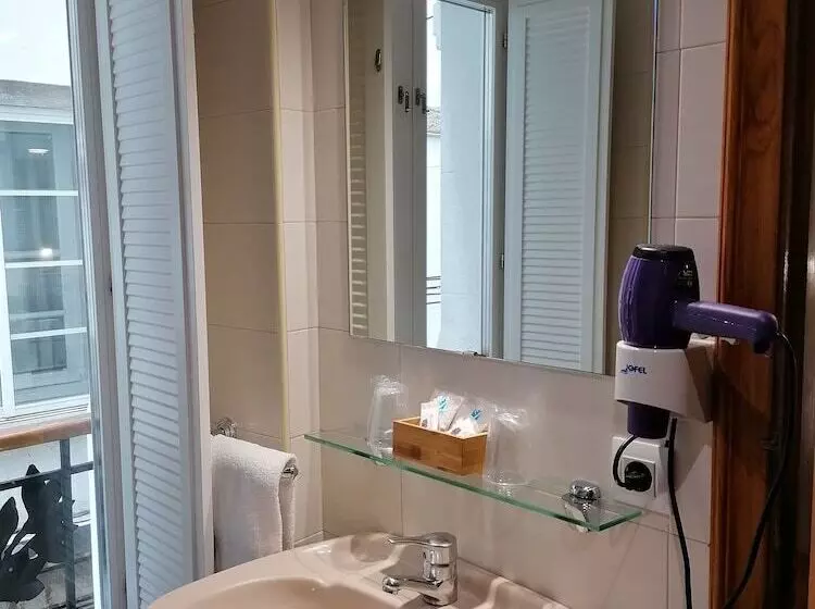 スーペリアールーム, Hostal Anosa Casa