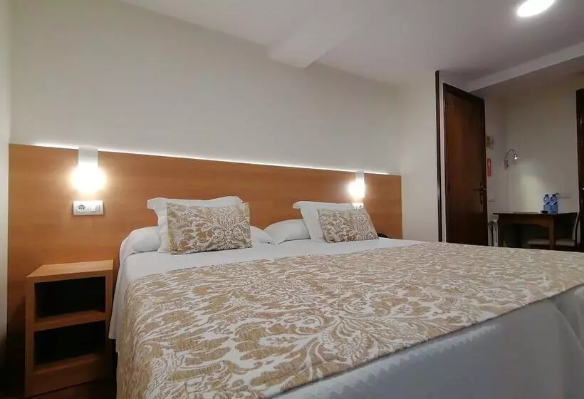 スーペリアールーム, Hostal Anosa Casa