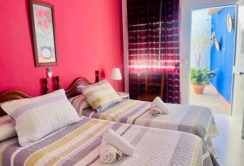 标准间, Hostal El Faro