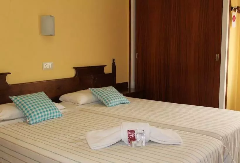 Standardzimmer, Hostal Fabrellas