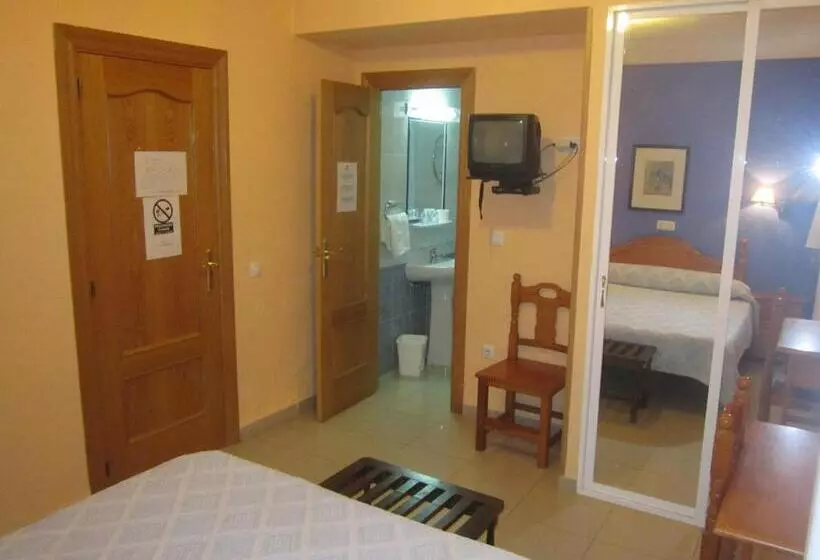 スタンダードシングルルーム, Hostal Al Qazeres