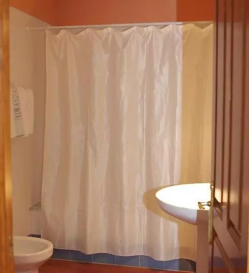 Chambre Familiale, Hostal Esmeralda