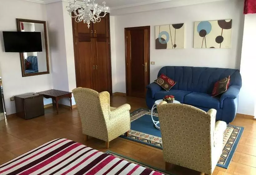 اتاق استاندارد با بالکن, Hostal Juan