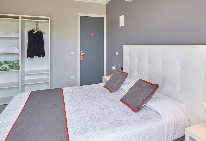 家庭间, Hostal Mas Ferrer