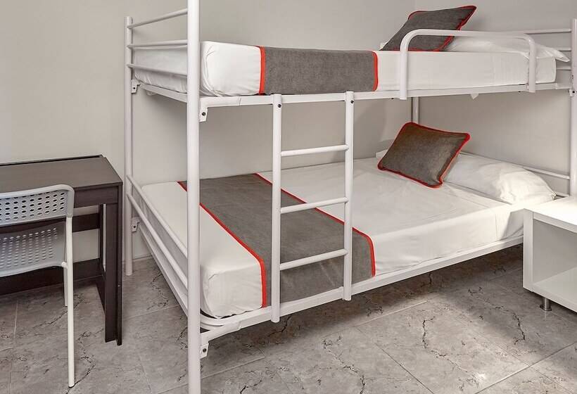 家庭间, Hostal Mas Ferrer