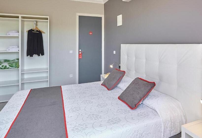 家庭间, Hostal Mas Ferrer