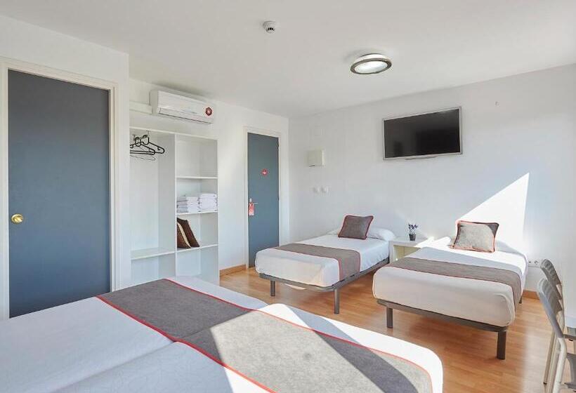 四人标准间, Hostal Mas Ferrer