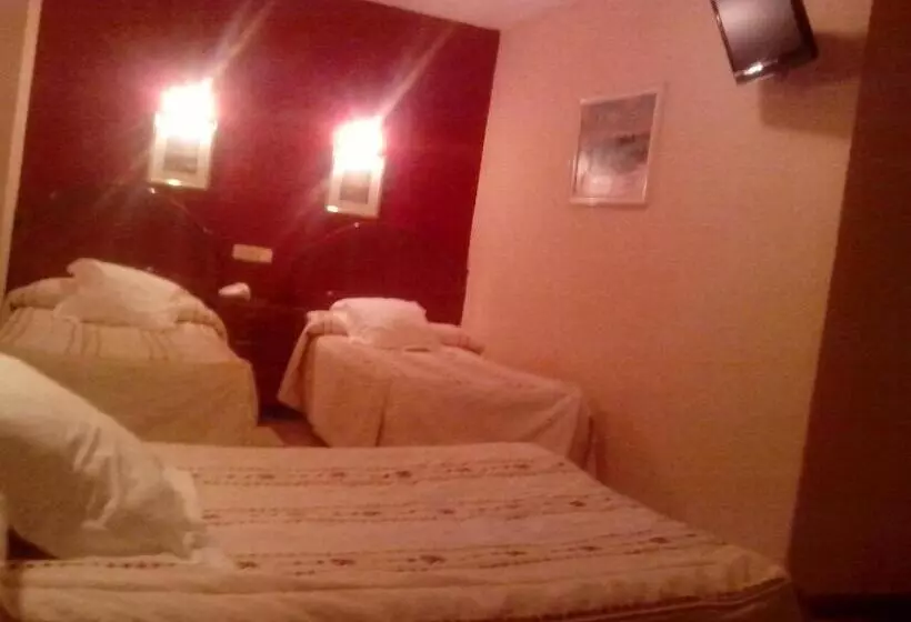 スタンダード４人部屋, Hostal Residencia Castilla