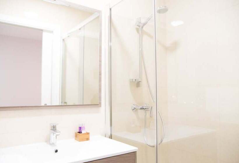 غرفة قياسية فردية, Linares Rooms Santiago