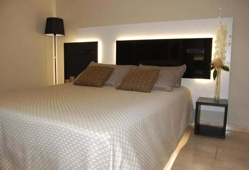 Quarto standard, Montmar