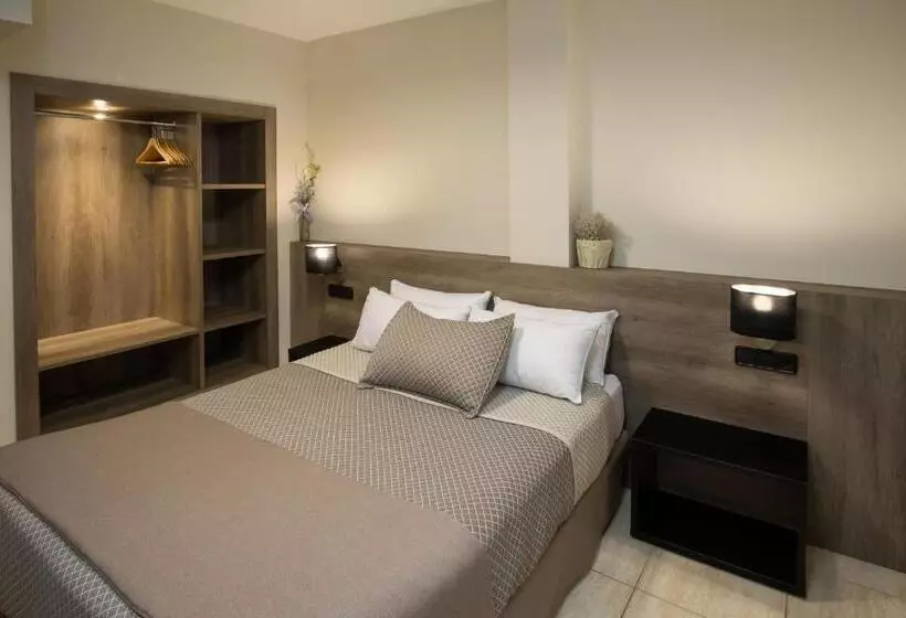 Quarto standard, Montmar