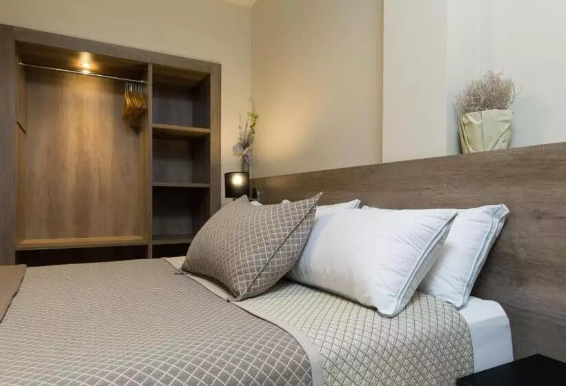 Quarto standard, Montmar