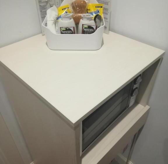 Standart Oda, Pension La Perla