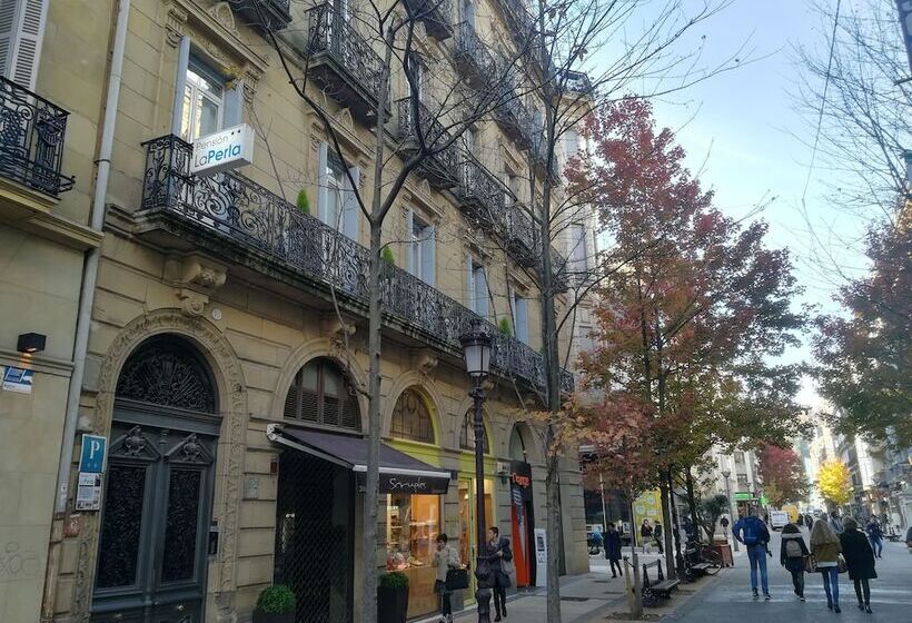 Balkonlu Standart Oda, Pension La Perla