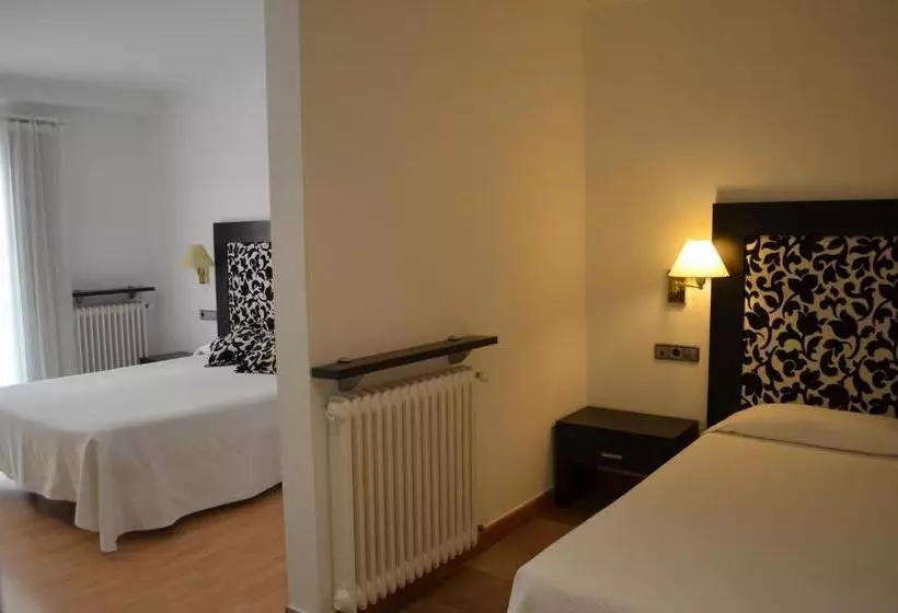 Habitació Triple Estàndard, Santa Anna