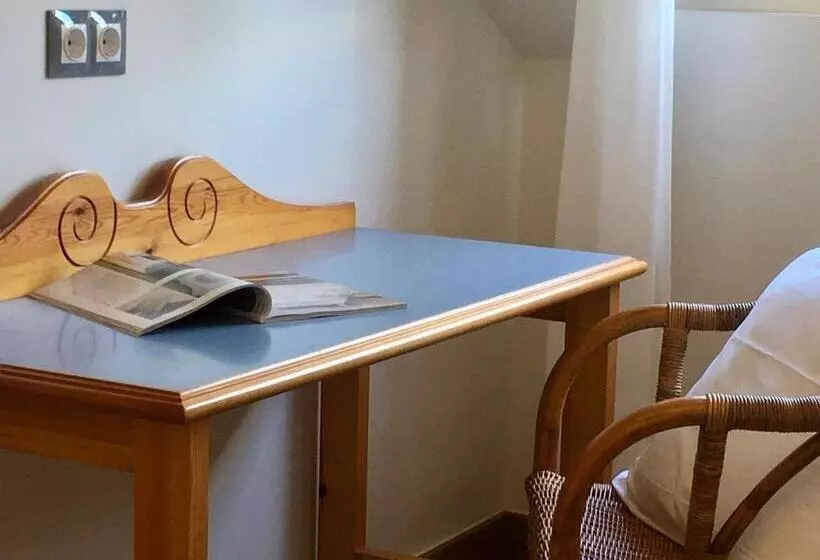 Quarto standart individual, Valdecoro