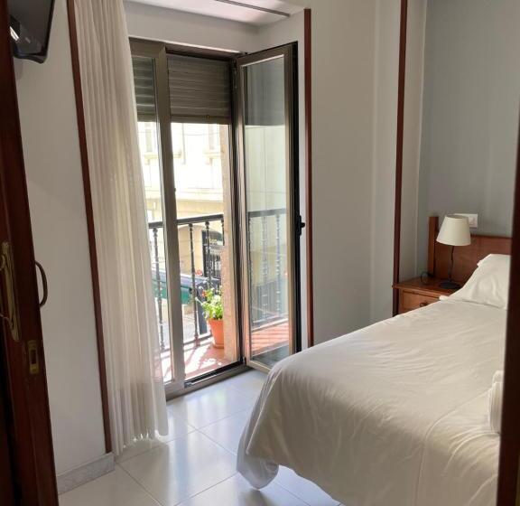 اتاق لوکس با بالکن, Venezuela