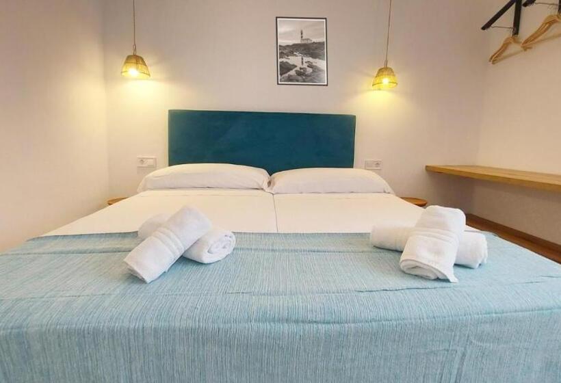 غرفة قياسية, Castell De Lo