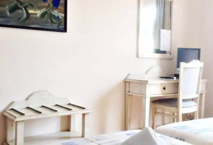 Standard-huone Parveke, Hostal Hpc Porto Colom