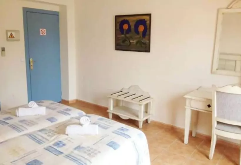 Standard-huone Parveke, Hostal Hpc Porto Colom
