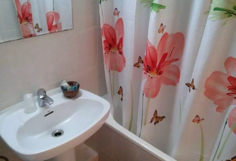 اتاق استاندارد اینتریور, Hostal Lesseps