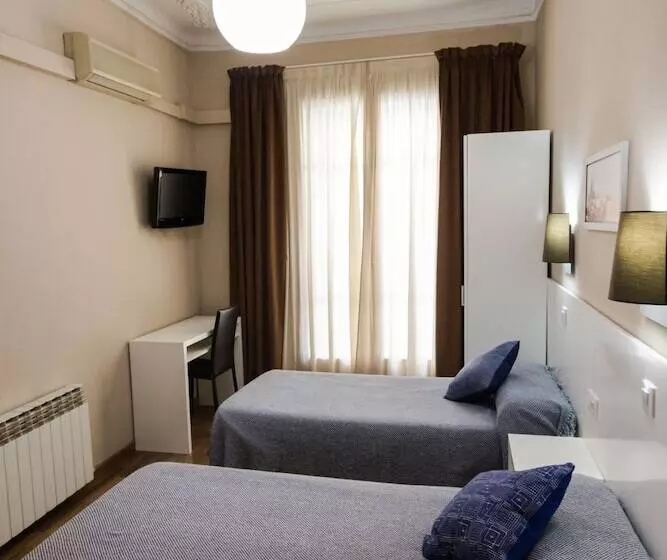 اتاق استاندارد, Hostal Lesseps