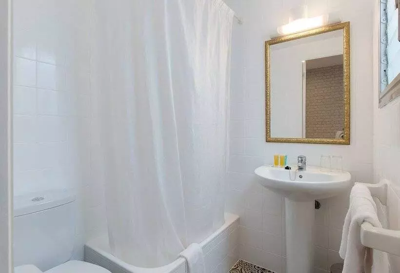Habitación Estándar, Hostal Menurka