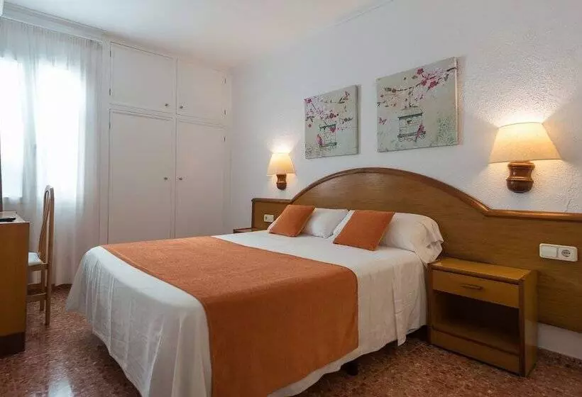 Cameră Standard Individuală, Hostal Menurka