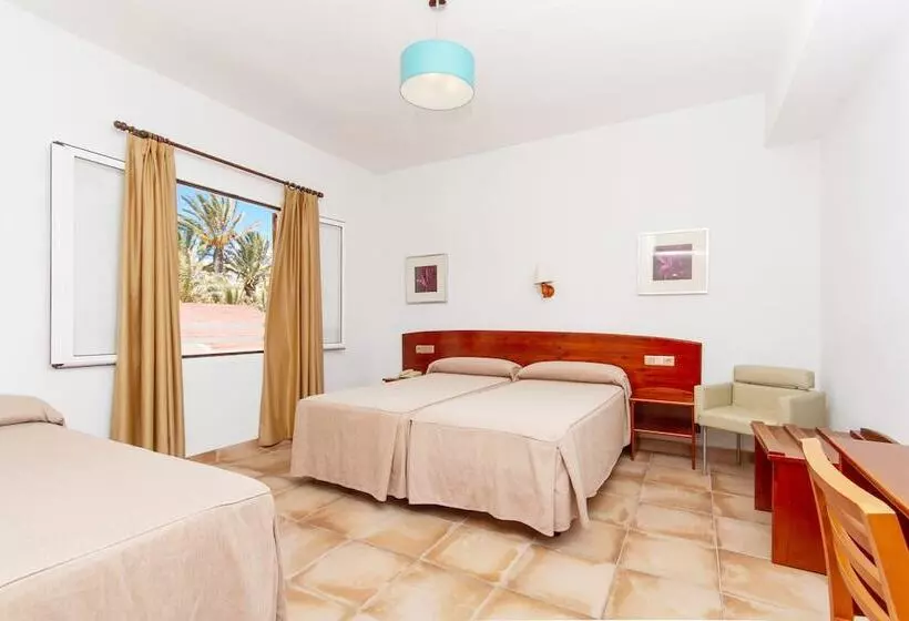 اتاق استاندارد سه نفره, Hostal San Juan